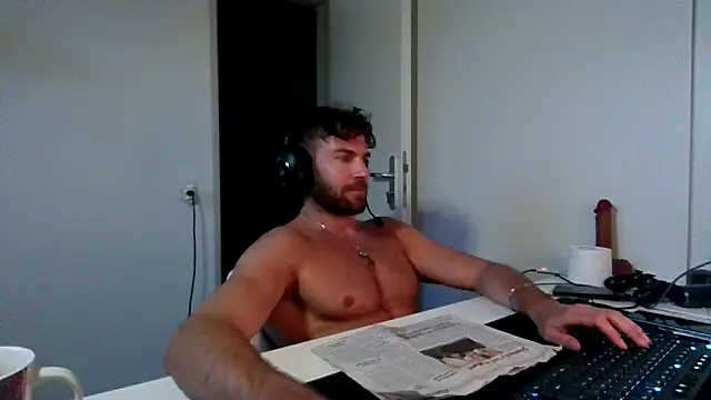 alpha-hunk 网络视讯表演