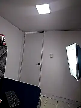 Shantey_Laurent's Live XXX Chat