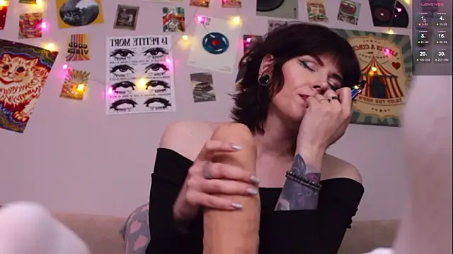 Luna_Blake Live XXX-Chat