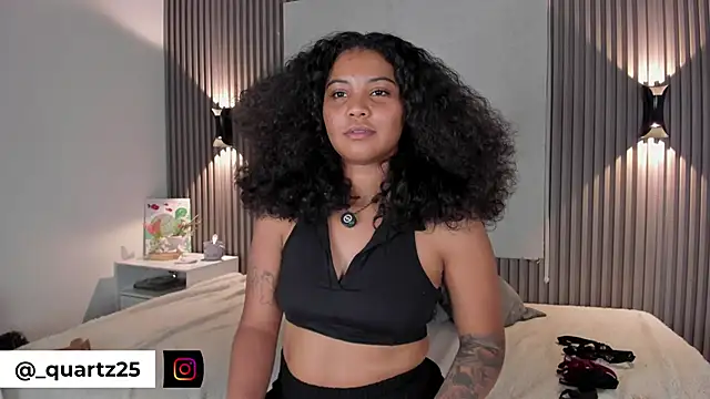 Zafiiraa 即時 XXX 聊天