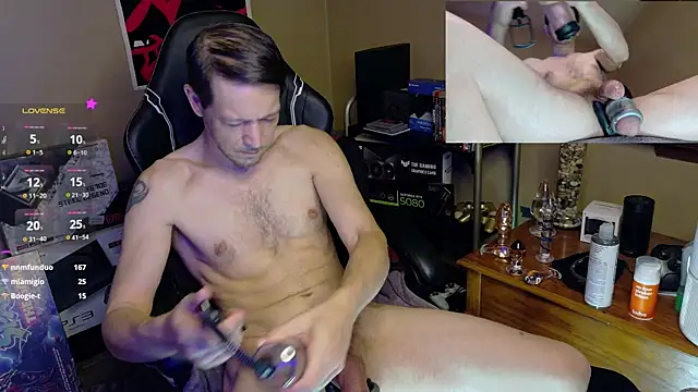 Chat XXX Live MasterForgedRayy