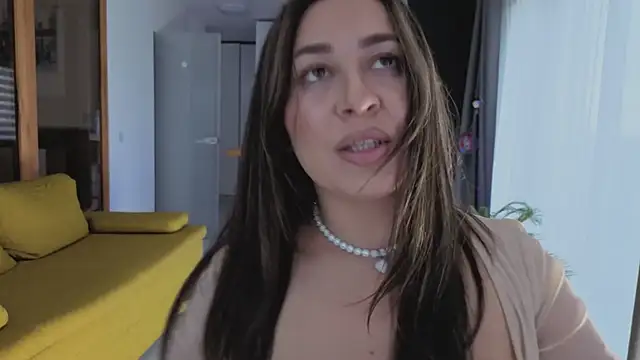 NataliaPrince_ Obrolan Langsung XXX