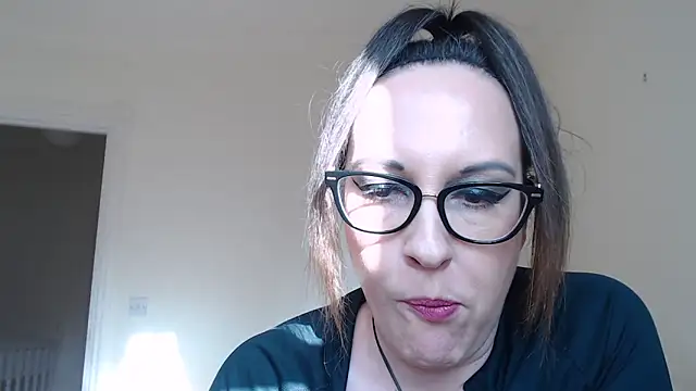 Humiliatrixxxx's Live XXX Chat