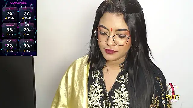 lakshmiraniii's Live XXX Chat