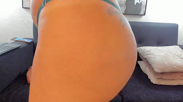 SophiMarinのライブXXXチャット