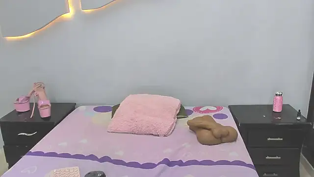 Nyakimgold: απευθείας συνομιλία ΧΧΧ