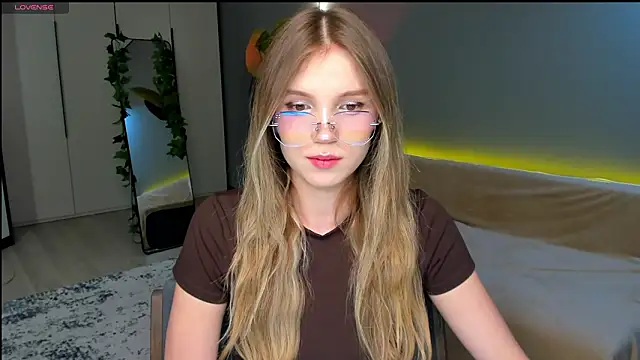 Chat XXX ao vivo de linakorvin