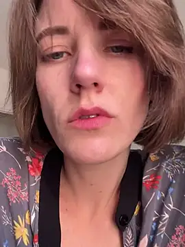 Kamorana Adlı Modelin Canlı XXX Sohbeti