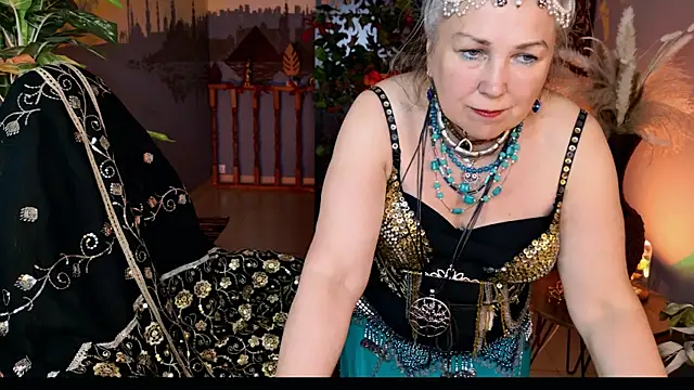 LilaMaharani's Live XXX Chat