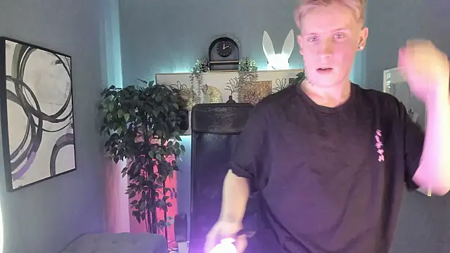 دردشة AlexxSweet الجنسية المباشرة