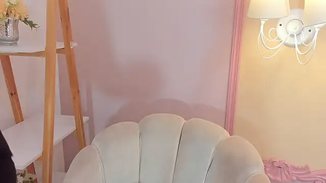 XXX chat uživo modela _zharaa