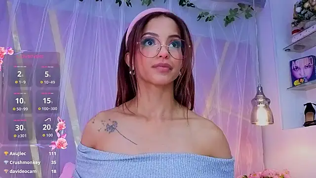 Онлайн чат XXX EmmyCortez