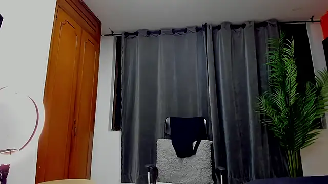 adrian_ray 网络视讯表演