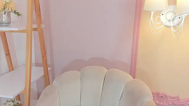 _zharaa élő XXX-chatje