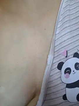 Emi_hot1's Live XXX Chat