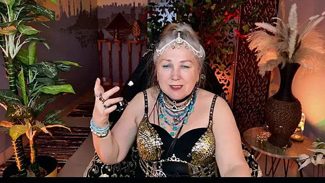 LilaMaharani's Live XXX Chat