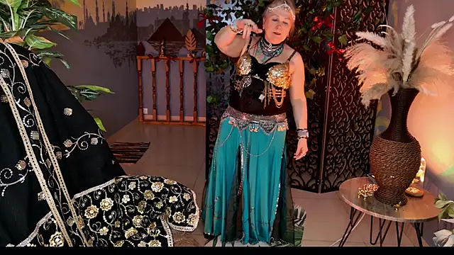 Chat +18 de LilaMaharani ao vivo