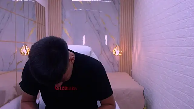 DominantBoy4n Webbikameraesitys