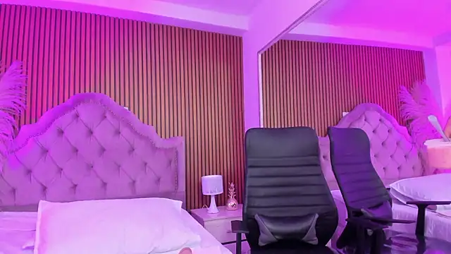 Violett_hott_ Adlı Modelin Canlı XXX Sohbeti