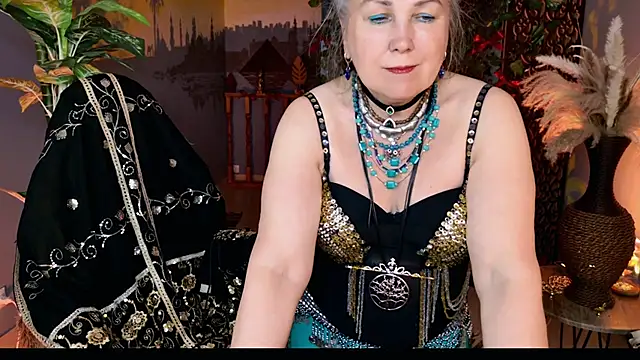 LilaMaharani's Live XXX Chat