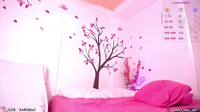 Karolina_1 Chat XXX in diretta