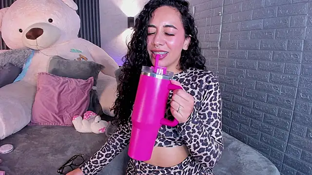 Živý XXX chat Magic_ivone