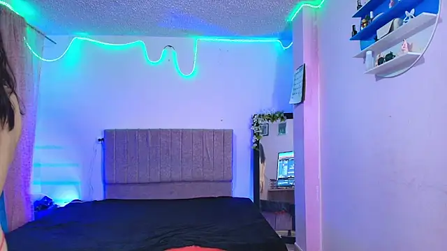 avalustyy Adlı Modelin Canlı XXX Sohbeti