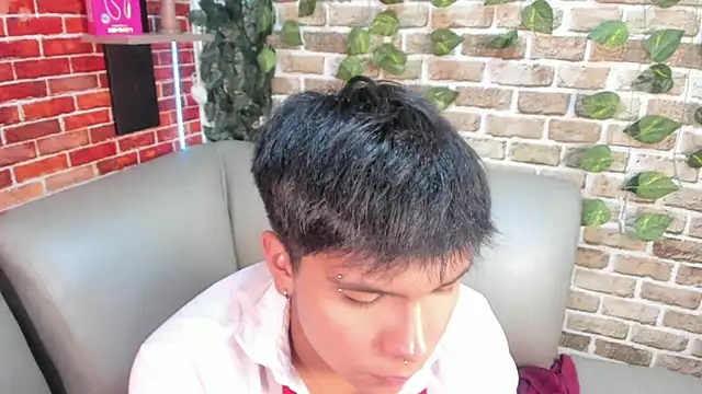 Thiago_Kozak's Live XXX Chat