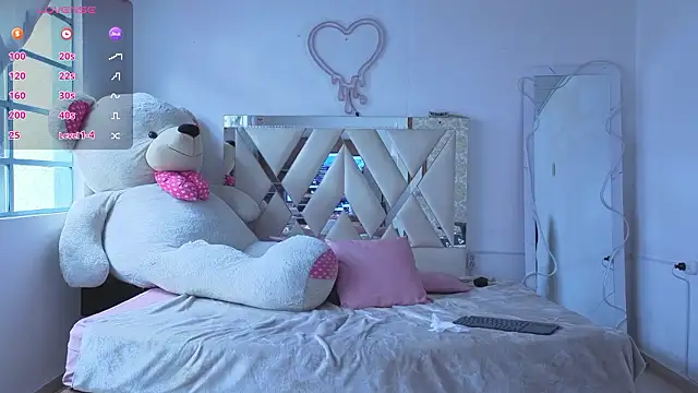 SABRIINA_TAY's Live XXX Chat