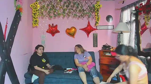 lesbiancuple Live XXX Chat