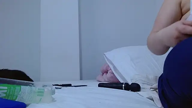 isabel_24_gil live XXX chat