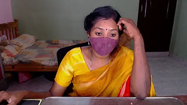 HotGulabi's Live XXX Chat