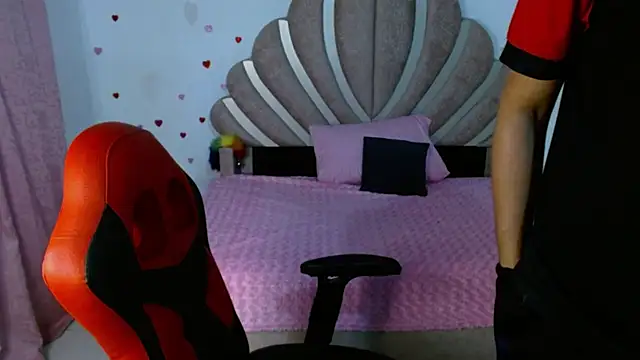 sven_fox723 Show in webcam