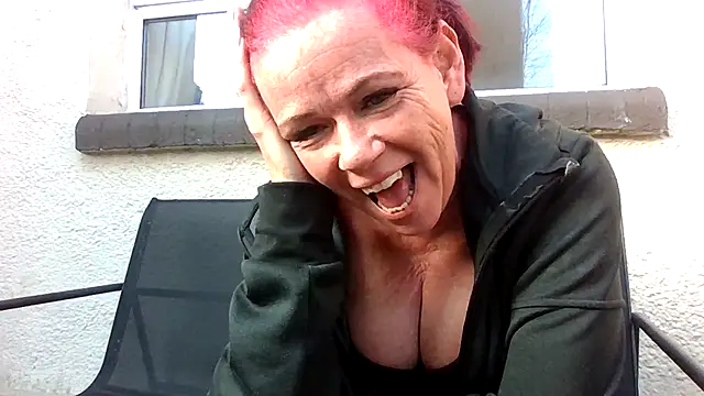 Chat +18 de Forbidden-Irish-x ao vivo