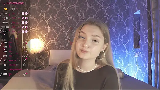 MiaMiaMeow Chat XXX live