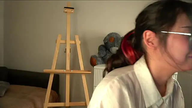 Czat XXX na żywo – NelleMihalko