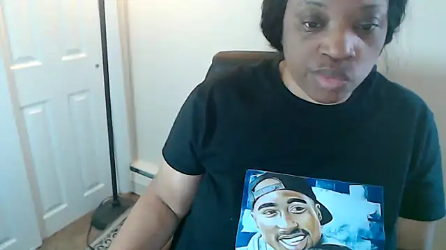 Sexymona1218 即時 XXX 聊天