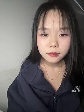 Chat XXX en directo de Emely-lysea