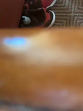 Pokazy przed kamerką – Stressreliever82