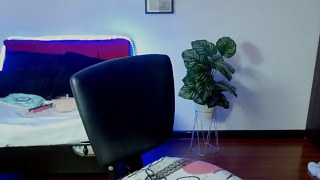 Chat XXX en directo de Juliana__lx