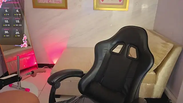 Paulette_v Chat XXX in diretta