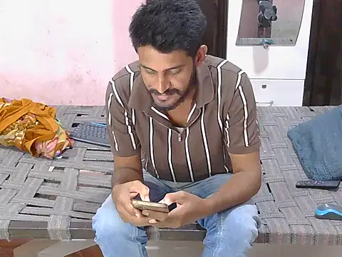 HotXKrish 在線直播表演