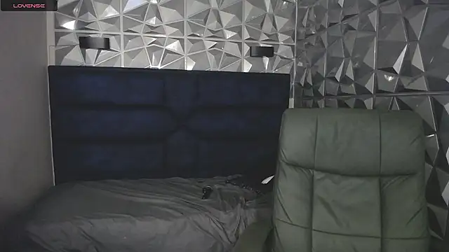 Megara_25 live XXX chat