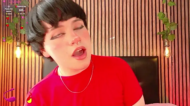 Chat +18 de Hiddenhotcake ao vivo