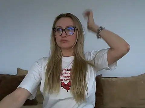 Nataly_Rosy: απευθείας συνομιλία ΧΧΧ