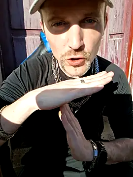 SwatRocShy: вебкам-шоу