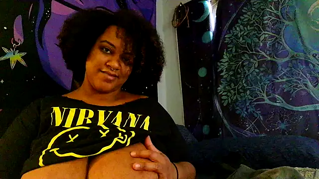 AutumnHart Adlı Modelin Canlı XXX Sohbeti