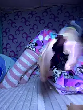 iu_uzZ Chat XXX in diretta