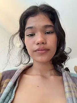 emycarver09 即時 XXX 聊天