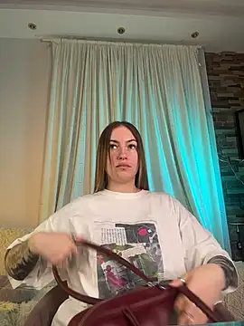 Tattitude_ Adlı Modelin Canlı XXX Sohbeti